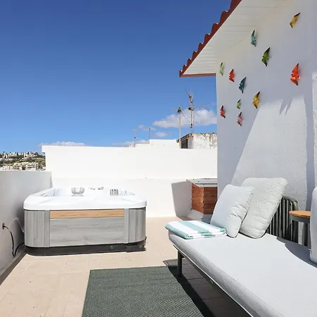 Da Baixa A - Old Town - Jacuzzi - Ac - Wifi - By Bedzy Albufeira